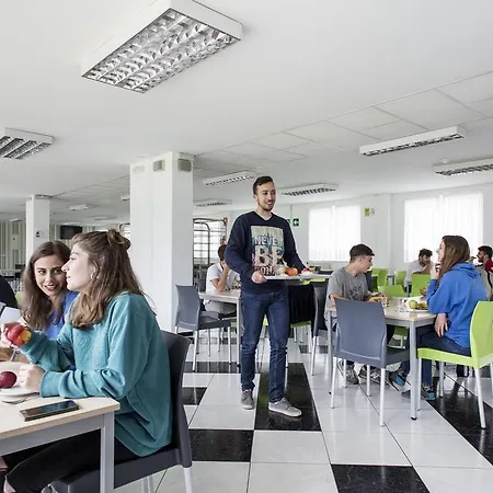 Residencia Universitaria Resa Siglo Xxi