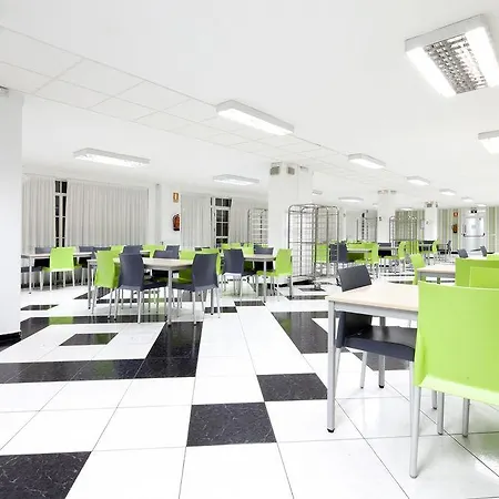 Residencia Universitaria Resa Siglo Xxi *