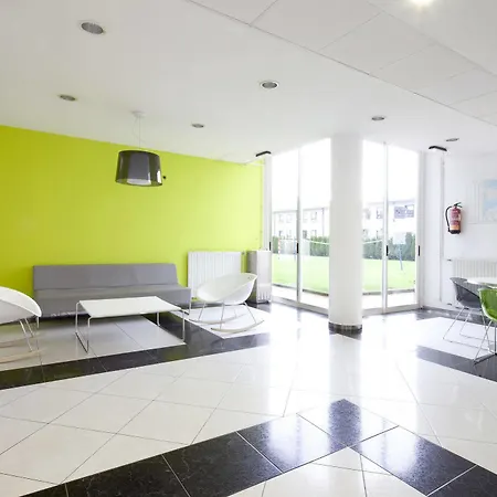 Apartmán Residencia Universitaria Resa Siglo Xxi *