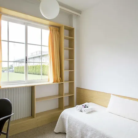 Residencia Universitaria Resa Siglo Xxi *