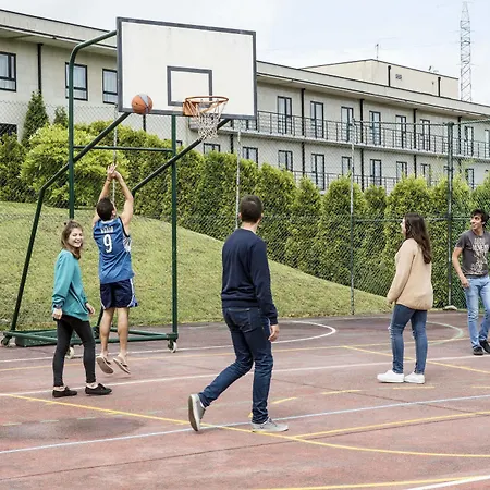 Residencia Universitaria Resa Siglo Xxi *